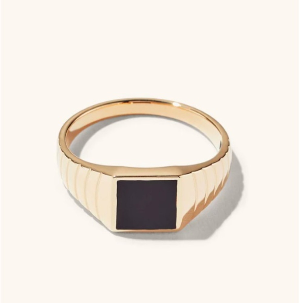 Black onyx square signet ring size 7